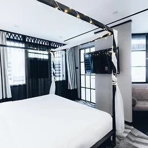 Nuve Urbane 4* Singapore